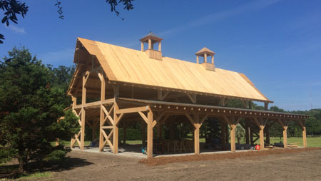 timber_frame_barn_in_the_lowcountry
